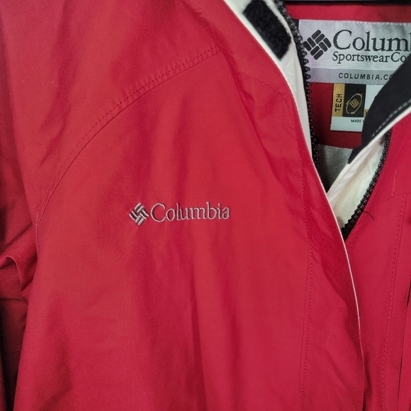 NWT Columbia Titanium Red Omni Dry Winter Jacket Women's Size M - Picture 4 of 6